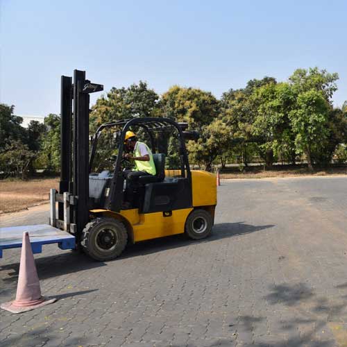 Industrial Warehousing Lab Godrej Forklift